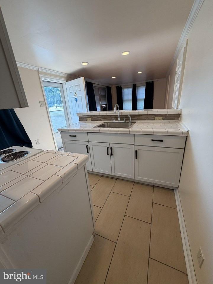 356 Easton Rd - Photo 7 of 13
