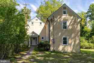2315 Hickory Rd - Photo 1 of 1