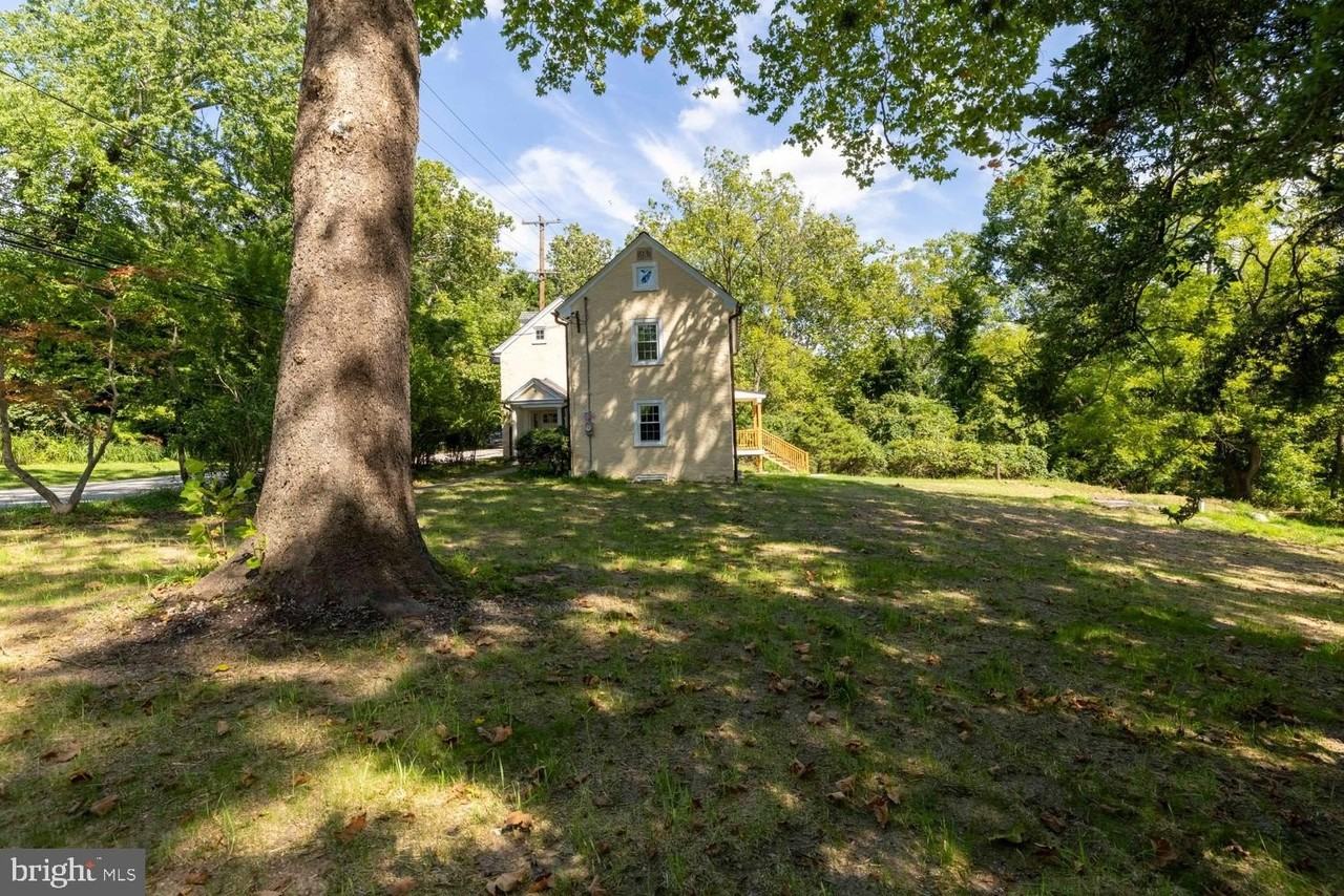 2315 Hickory Rd - Photo 3 of 43
