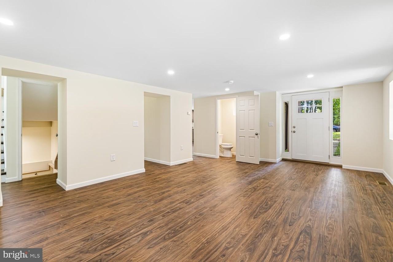 2315 Hickory Rd - Photo 7 of 43
