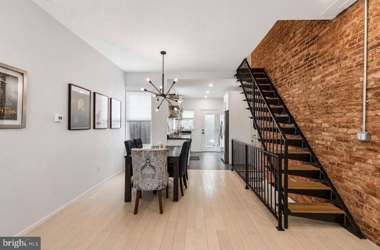 1249 N Hollywood St - Photo 2 of 11