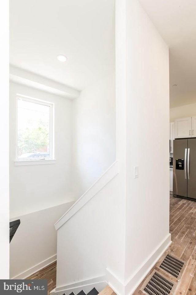 1433 Brown St #3 - Photo 5 of 12