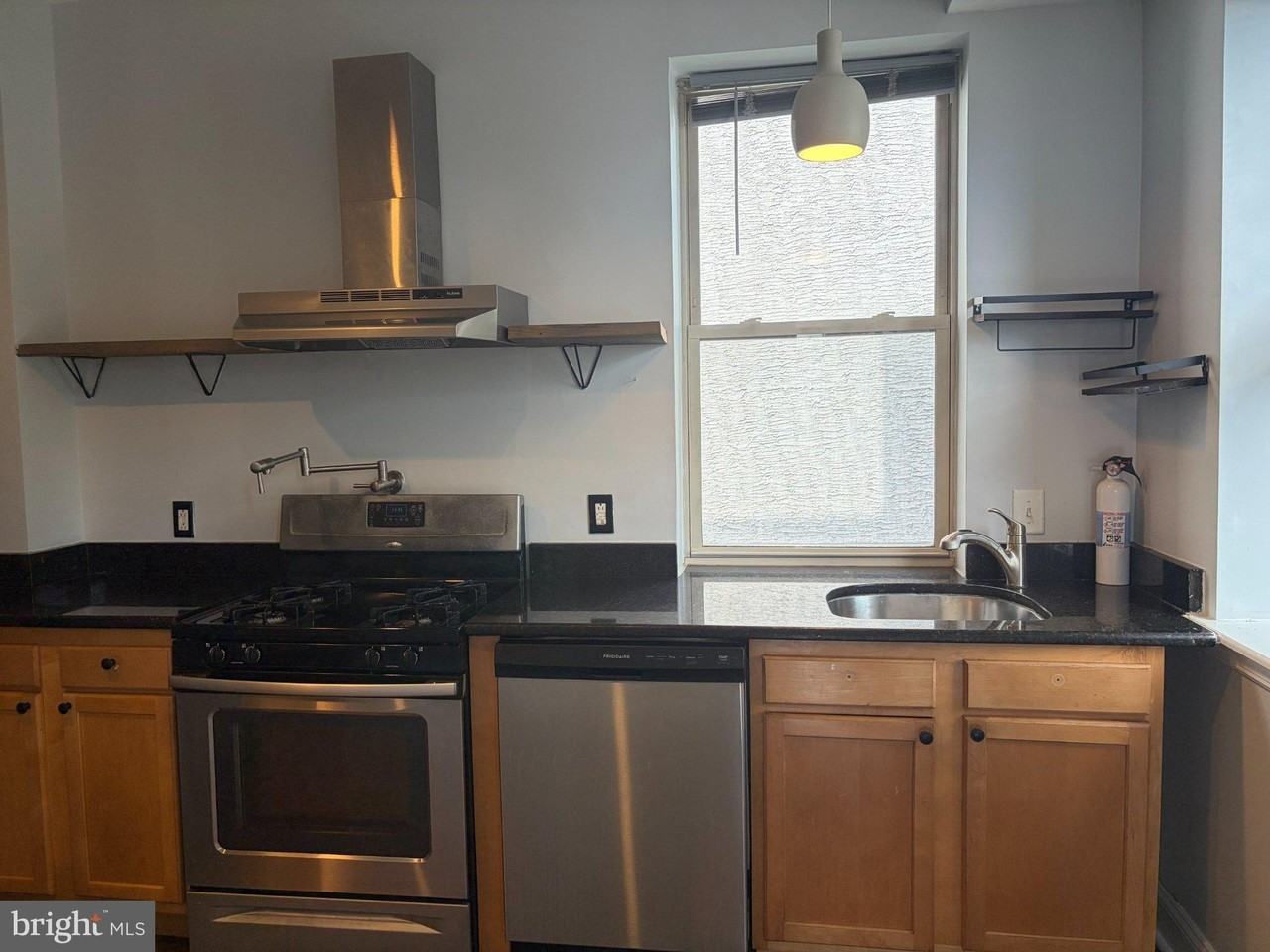 115 E Girard Ave #2 - Photo 5 of 26