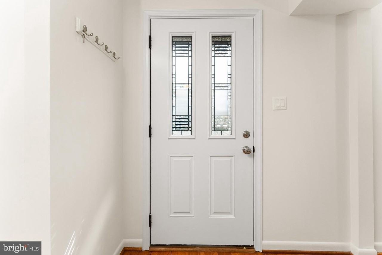 1808 Golf View Ct - Photo 4 of 36