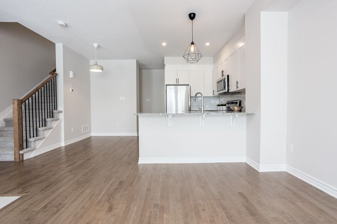 808 Bascule Place - Photo 4 of 18
