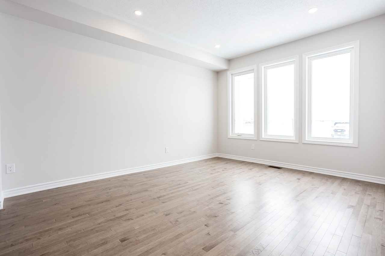 808 Bascule Place - Photo 3 of 18