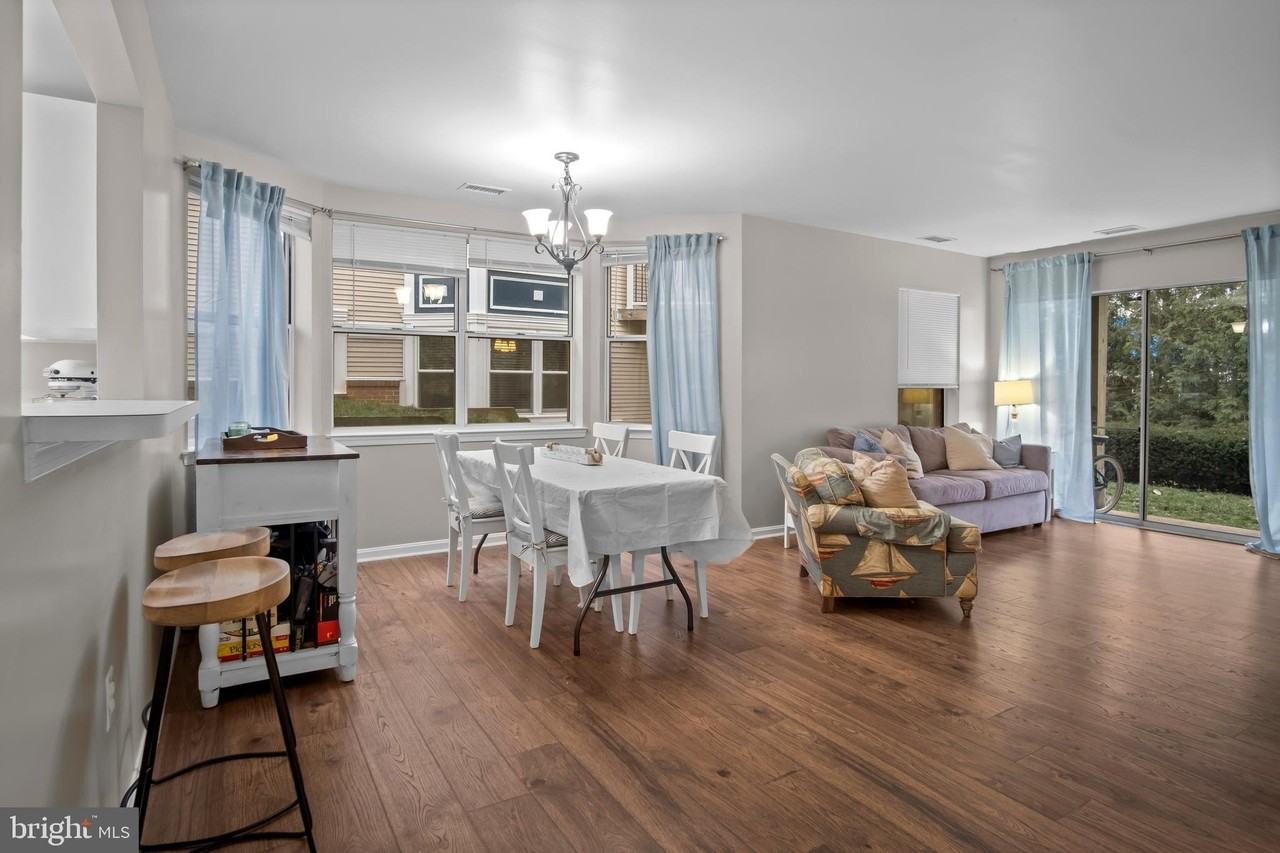 20582 Snowshoe Sq #101 - Photo 4 of 30