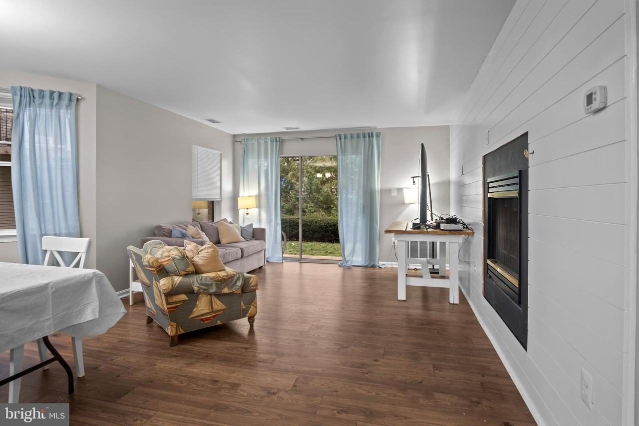 20582 Snowshoe Sq #101 - Photo 5 of 30