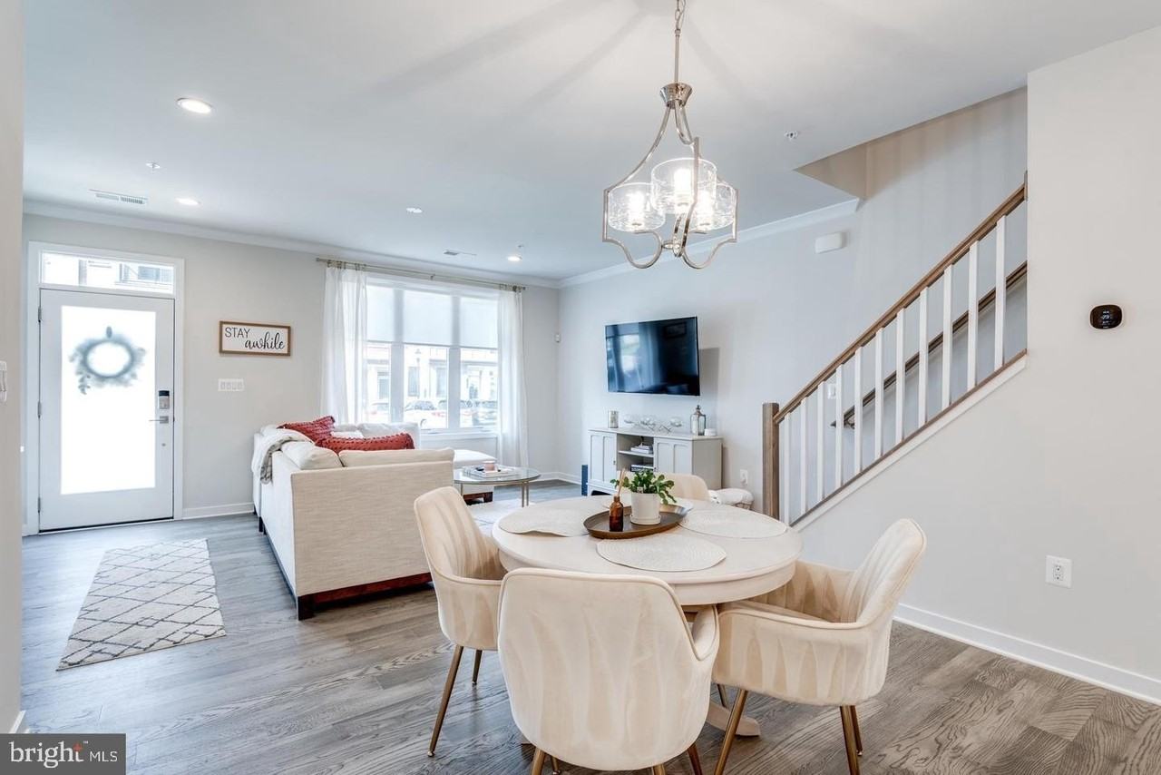 43190 Mongold Sq - Photo 7 of 20