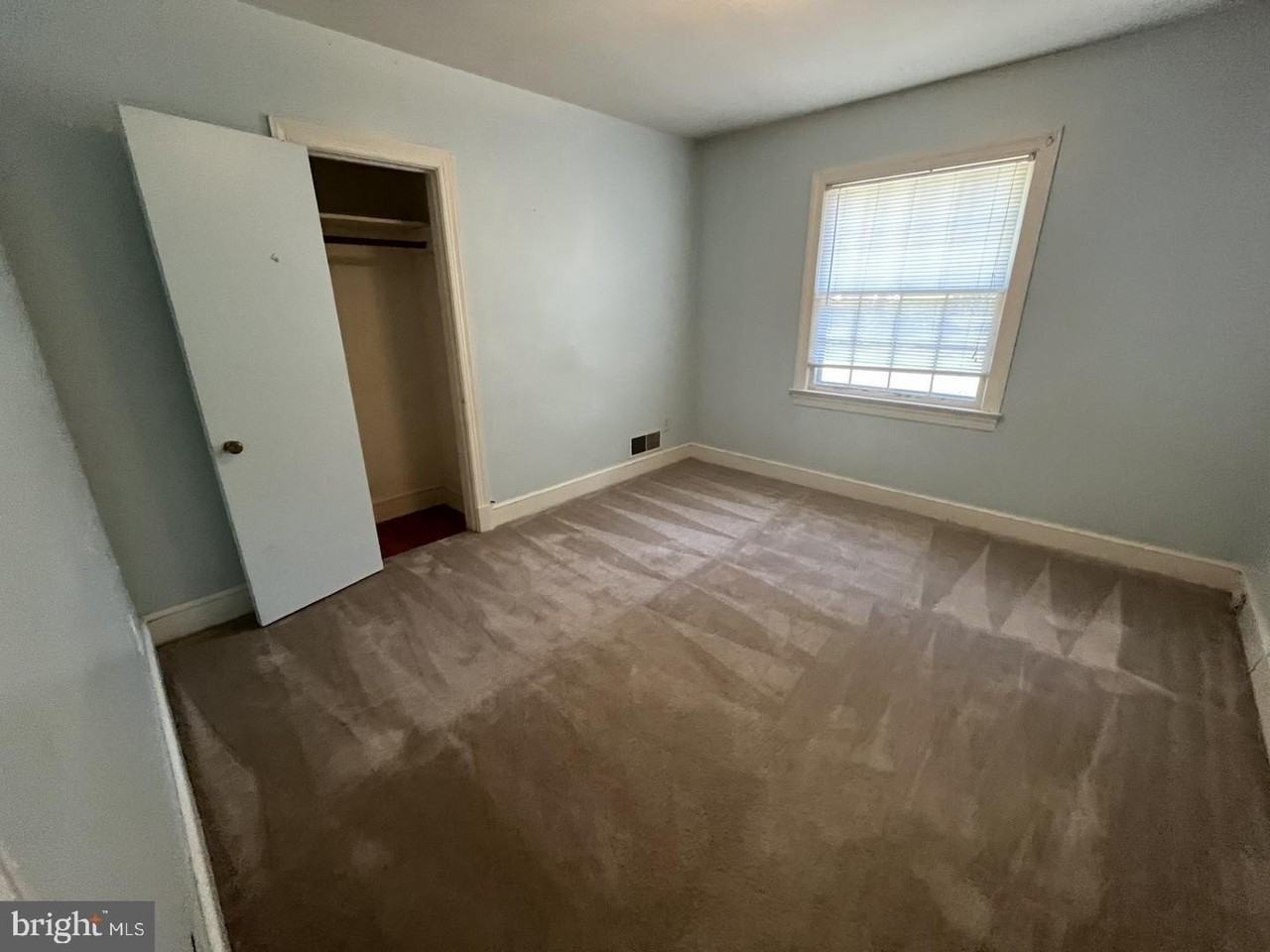 4906 Hood Dr - Photo 6 of 21