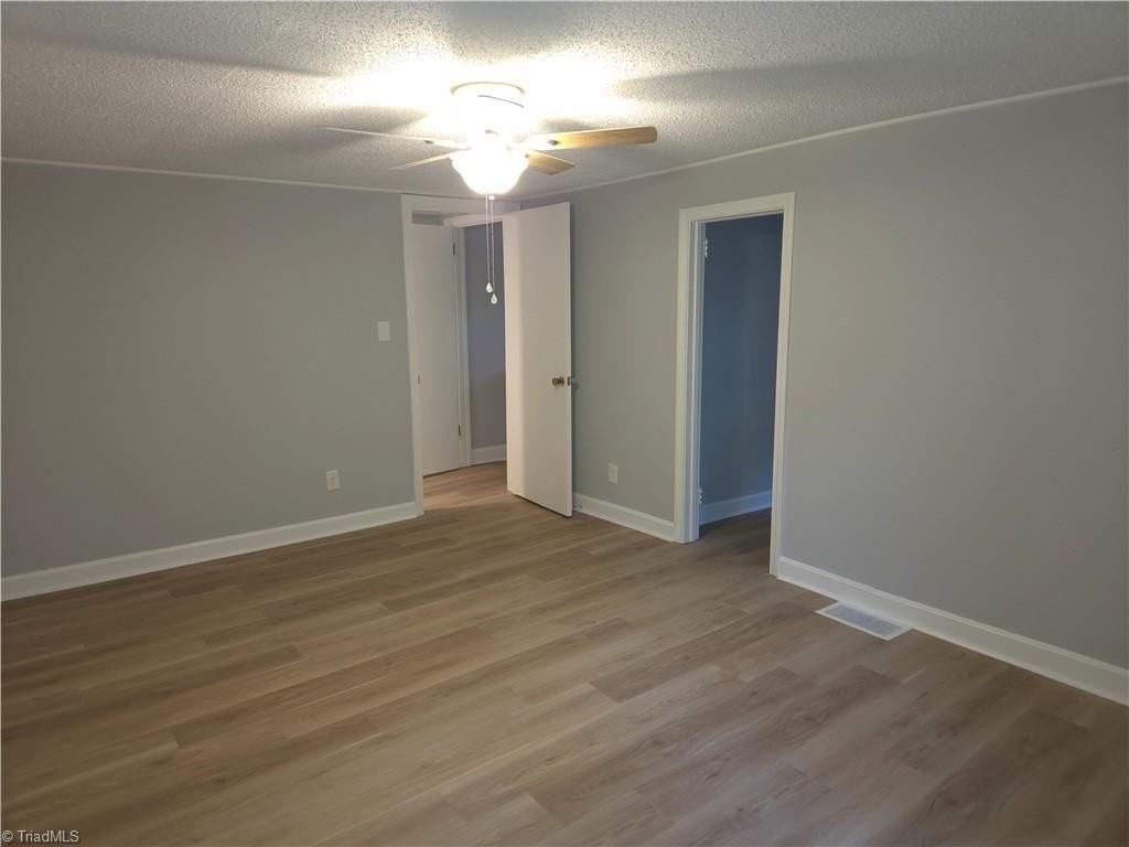 855 Mcgregor Rd - Photo 6 of 13
