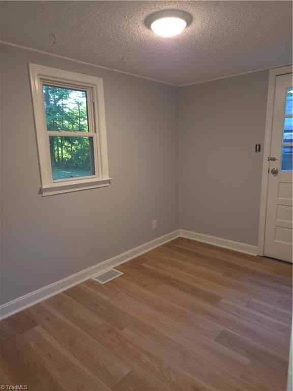 855 Mcgregor Rd - Photo 7 of 13