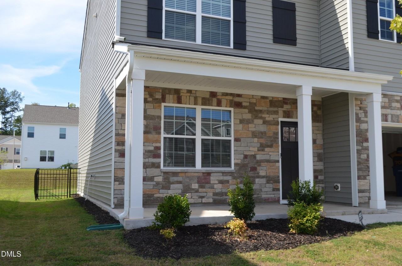 421 Ashley Run - Photo 5 of 50