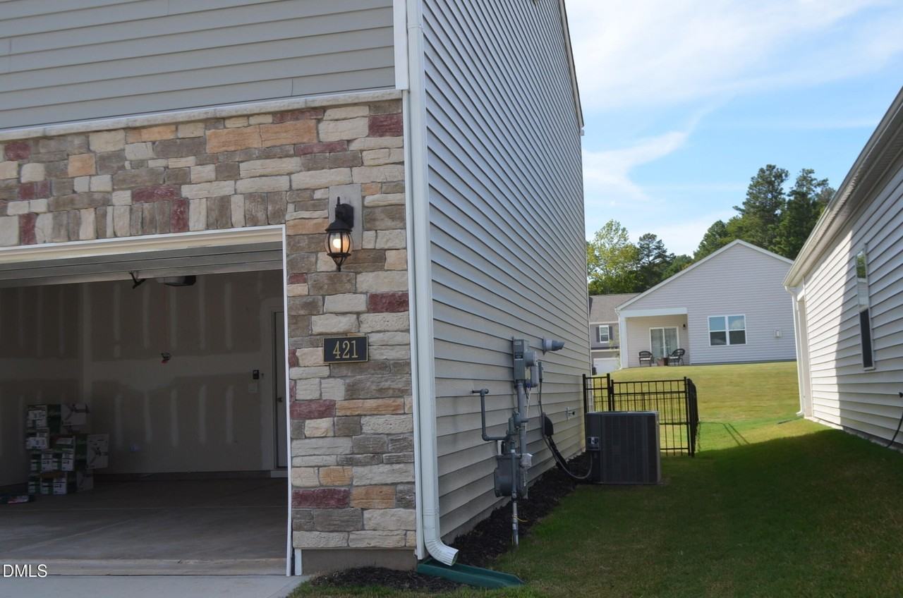 421 Ashley Run - Photo 6 of 50