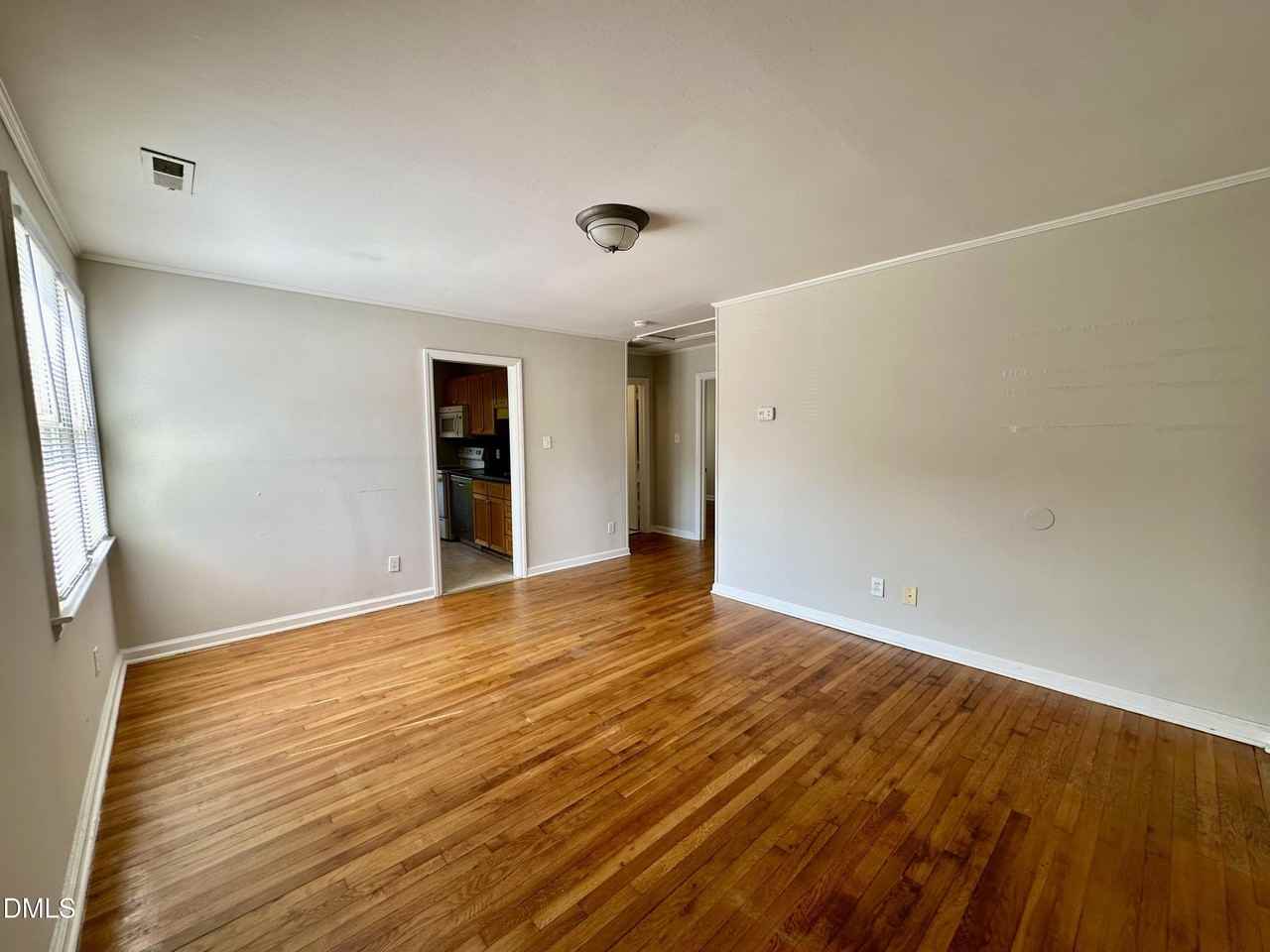 2361 Bernard St - Photo 4 of 16