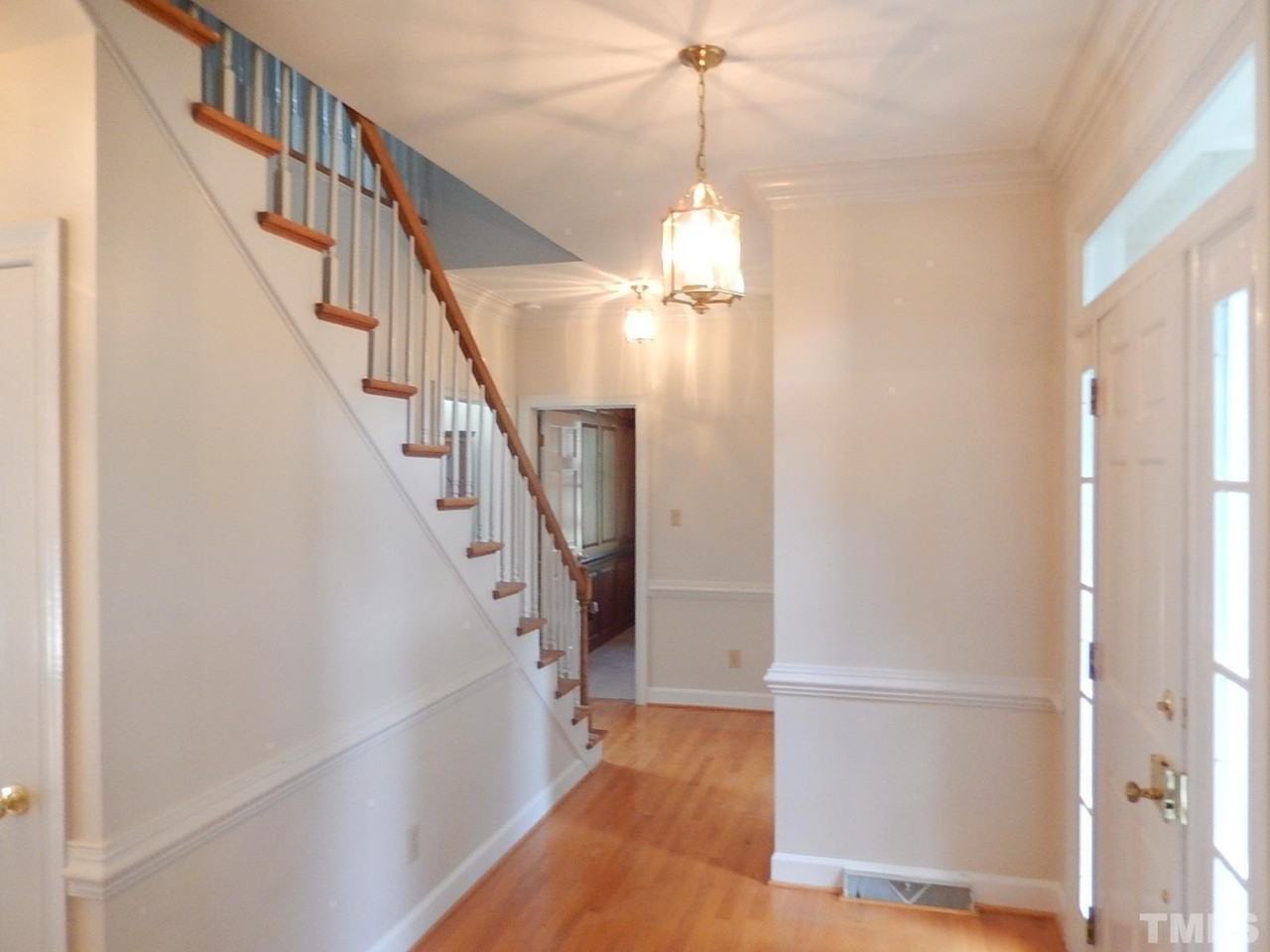 12621 Capital Blvd - Photo 2 of 33