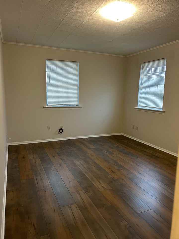 4634 Belle Dr #D - Photo 3 of 8
