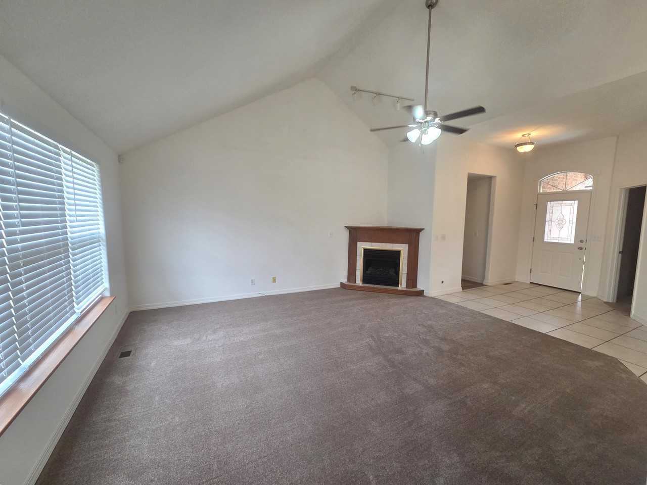 838 S Jester Ave #1 - Photo 3 of 27