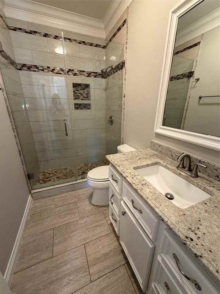 1523 Glen Oaks Dr - Photo 4 of 28