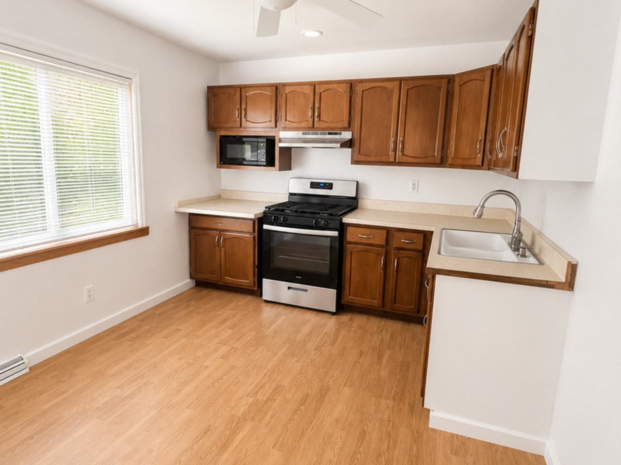 1108 E 5th St - Photo 3 of 12