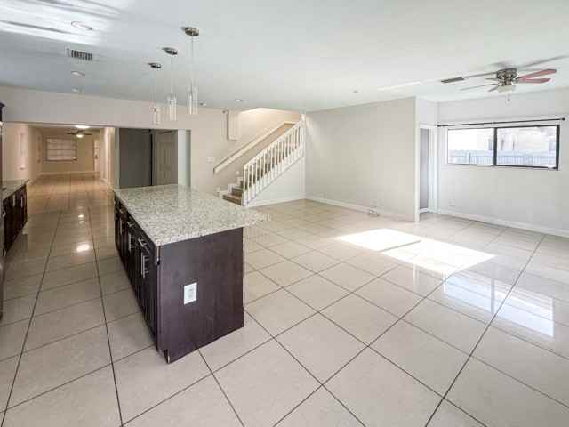 4680 Sw 19th St - Photo 3 of 49