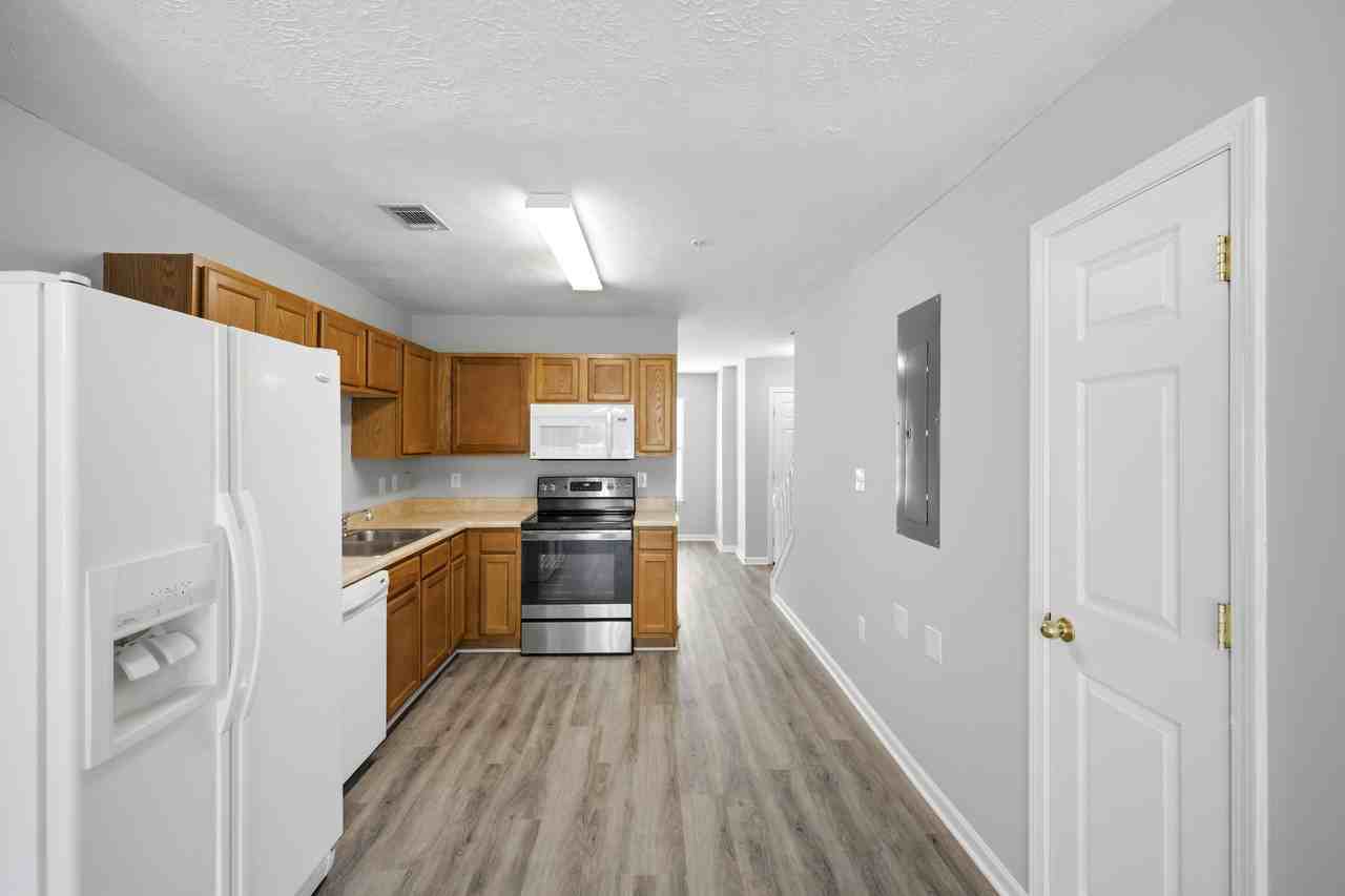 171 Swaying Pine Ct #1 - Photo 4 of 50
