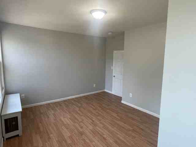 201 Fulton St #2 - Photo 6 of 10