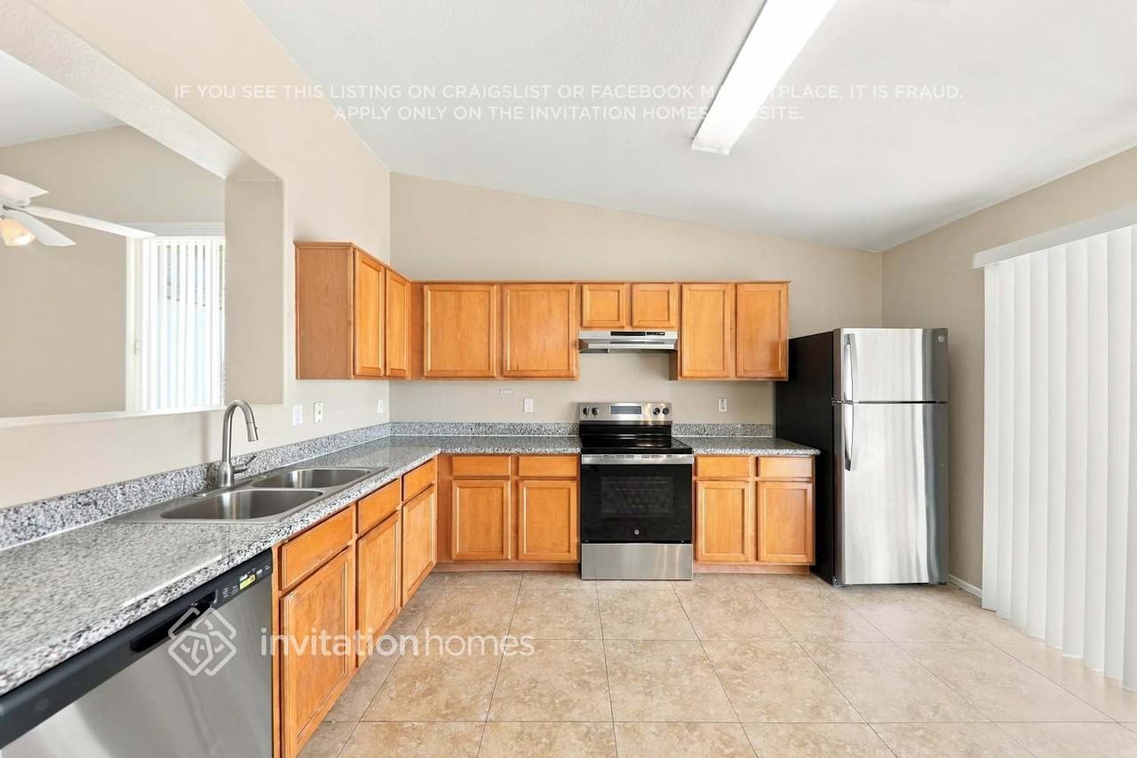 15139 W Evening Star Trl - Photo 7 of 17