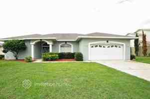 featured image of 8288 Short Way