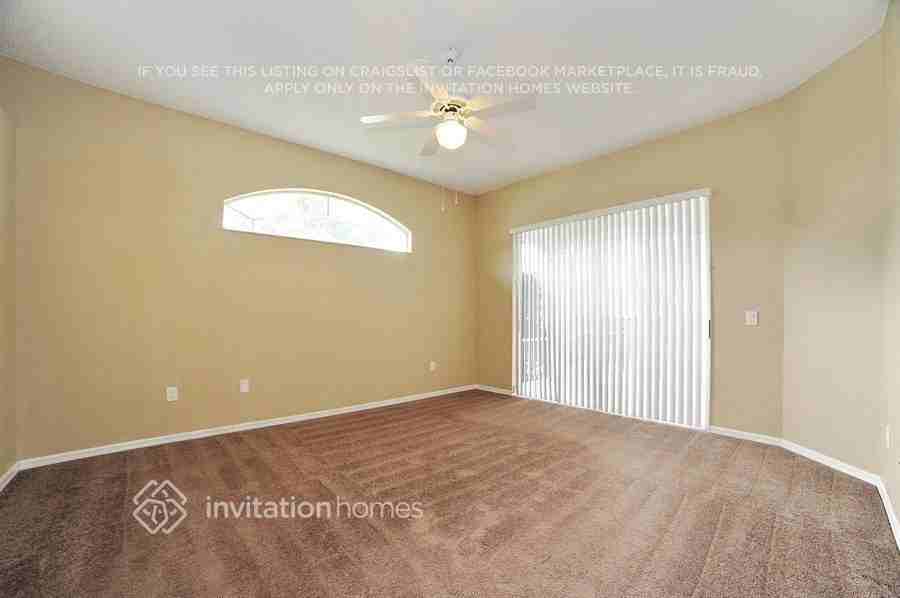 8288 Short Way - Photo 4 of 14