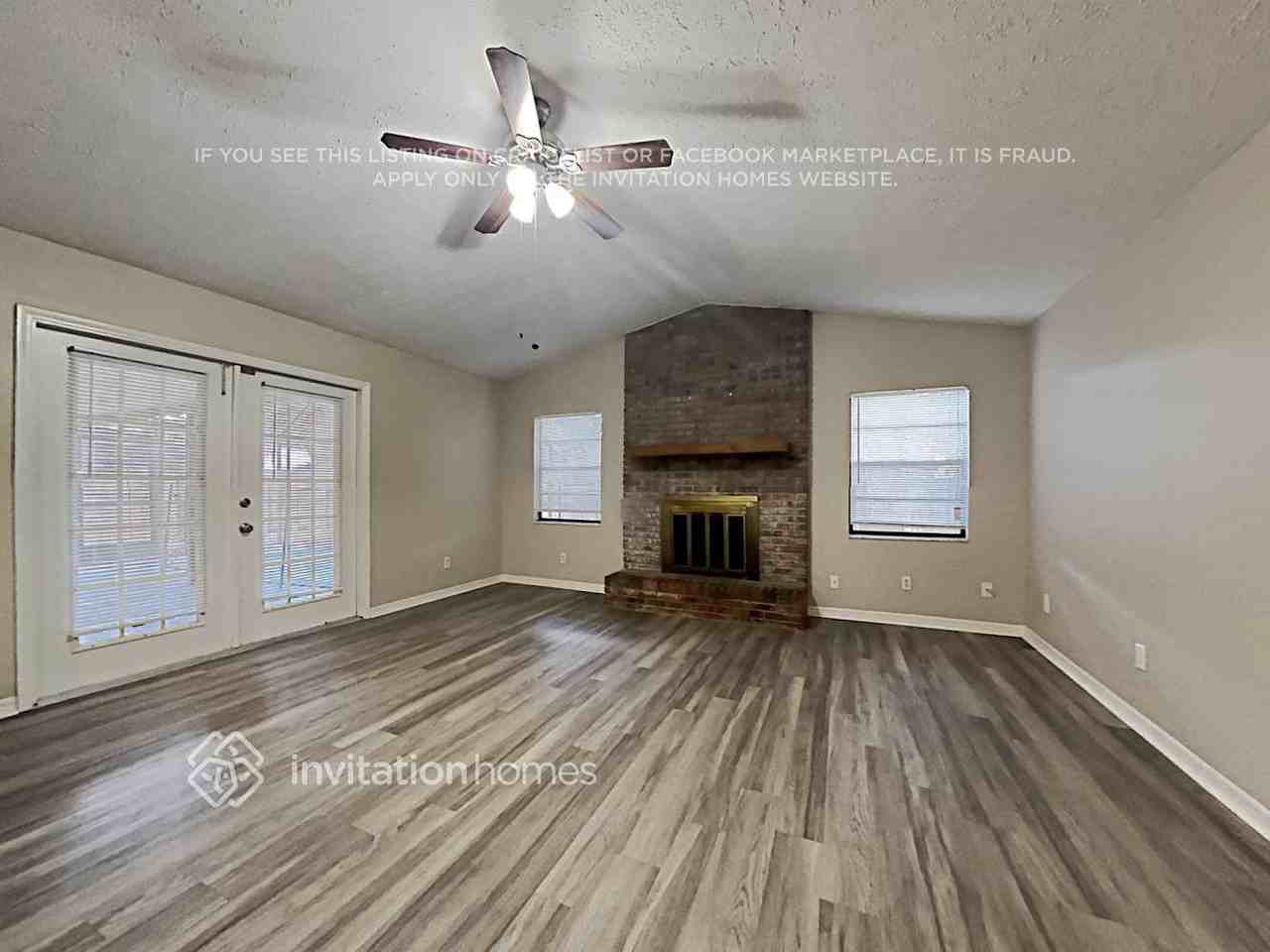 709 Foxglove Pl - Photo 4 of 19