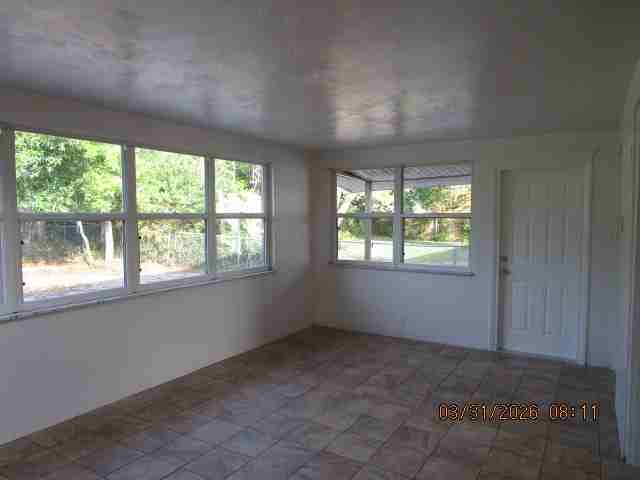922 Lewis Dr #1 - Photo 6 of 17