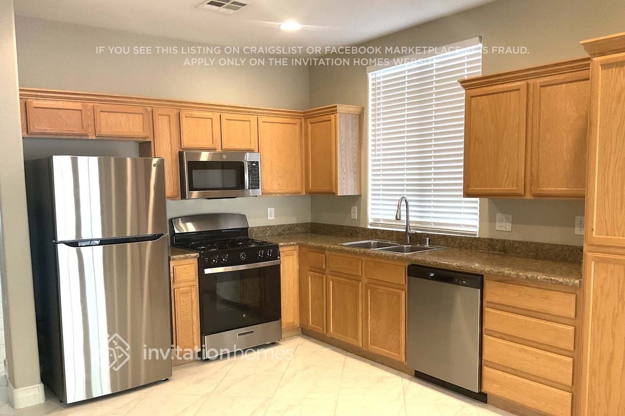 11254 Piazzale St - Photo 5 of 11