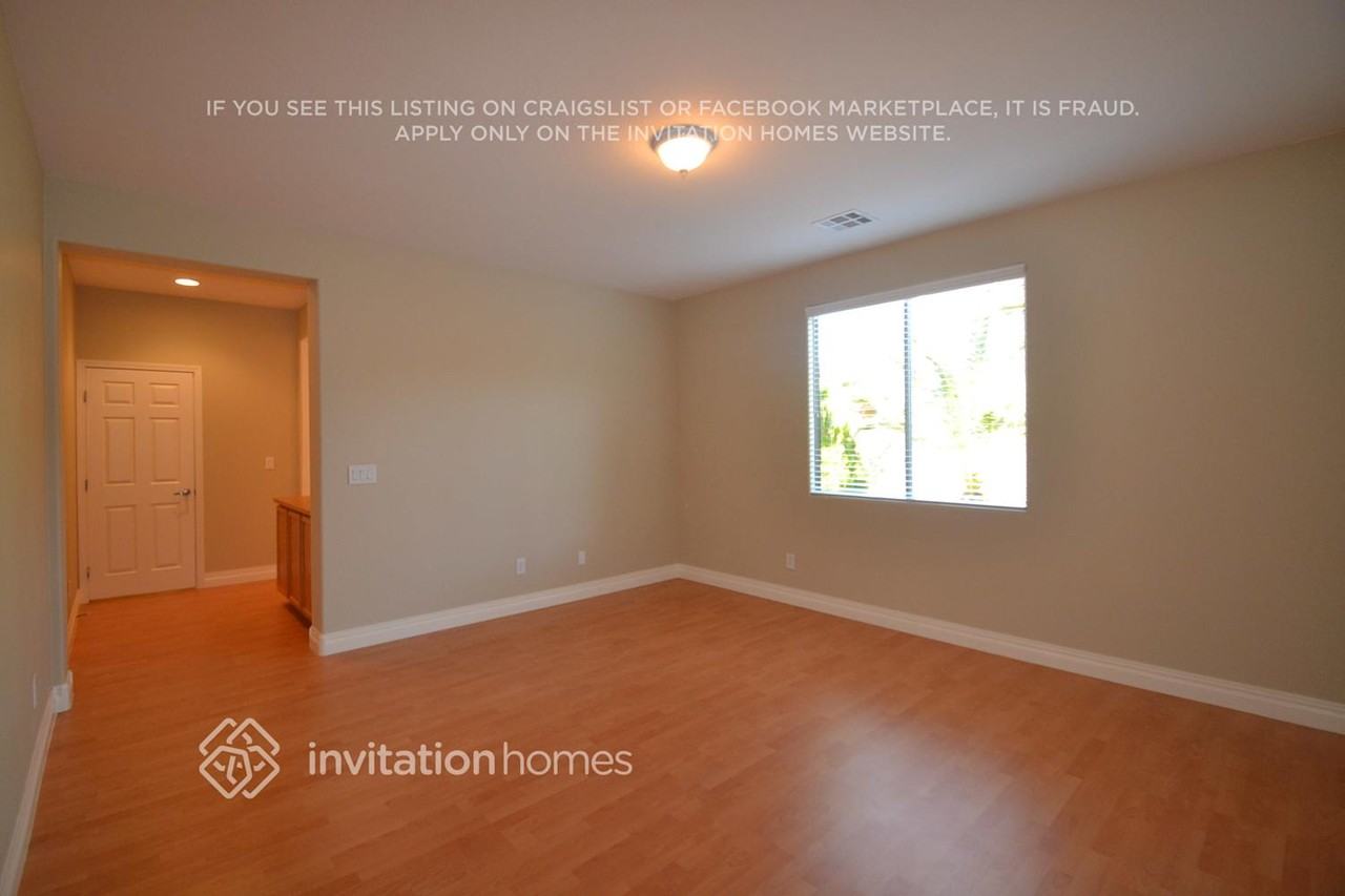 11254 Piazzale St - Photo 6 of 11