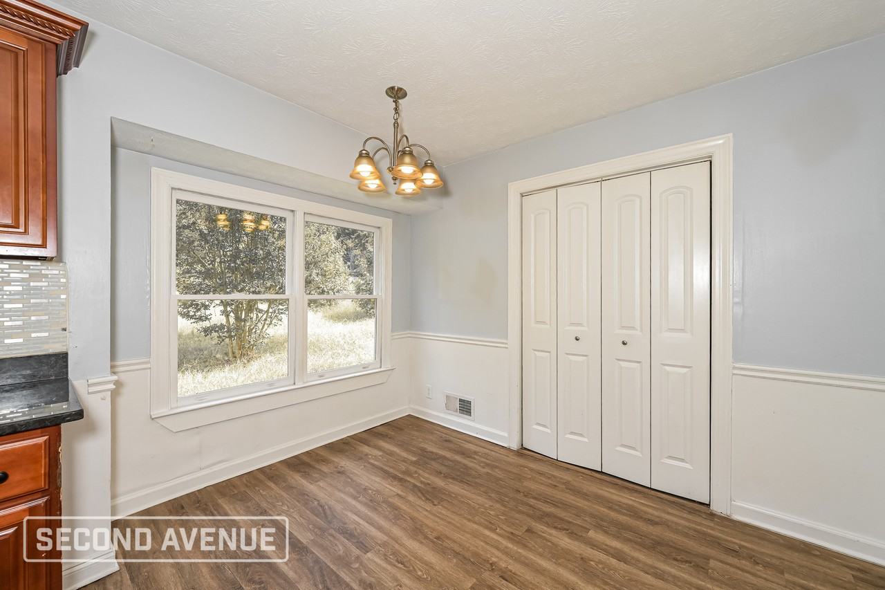 2773 Michelle Cir - Photo 5 of 20
