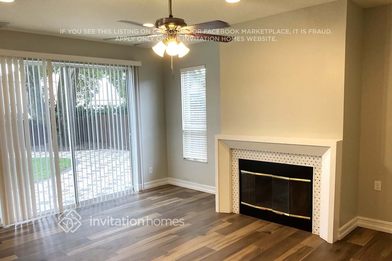 4055 Evander Dr - Photo 3 of 16