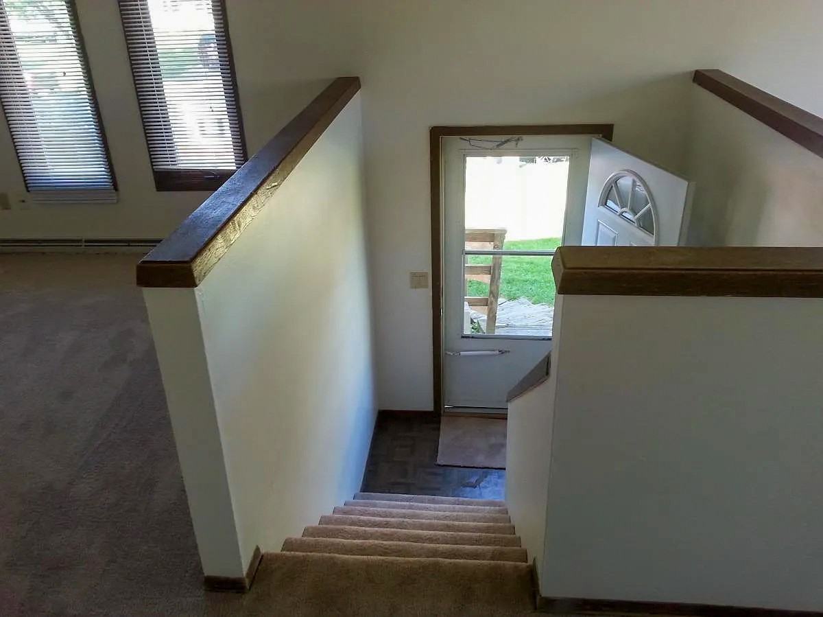 1301 S Thompson Dr #1 - Photo 6 of 10