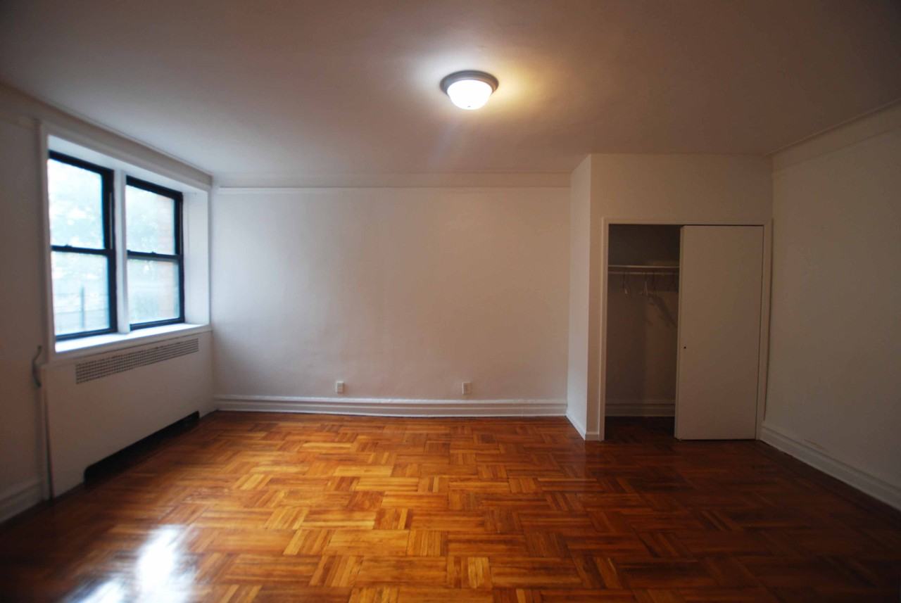 100 East 19th Street #8 - Photo 2 of 21