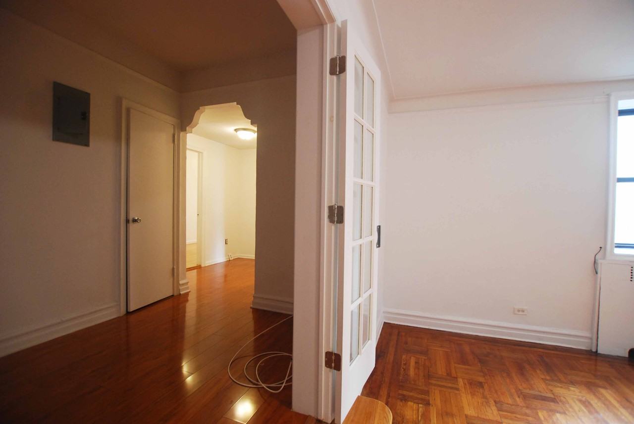 100 East 19th Street #8 - Photo 6 of 21