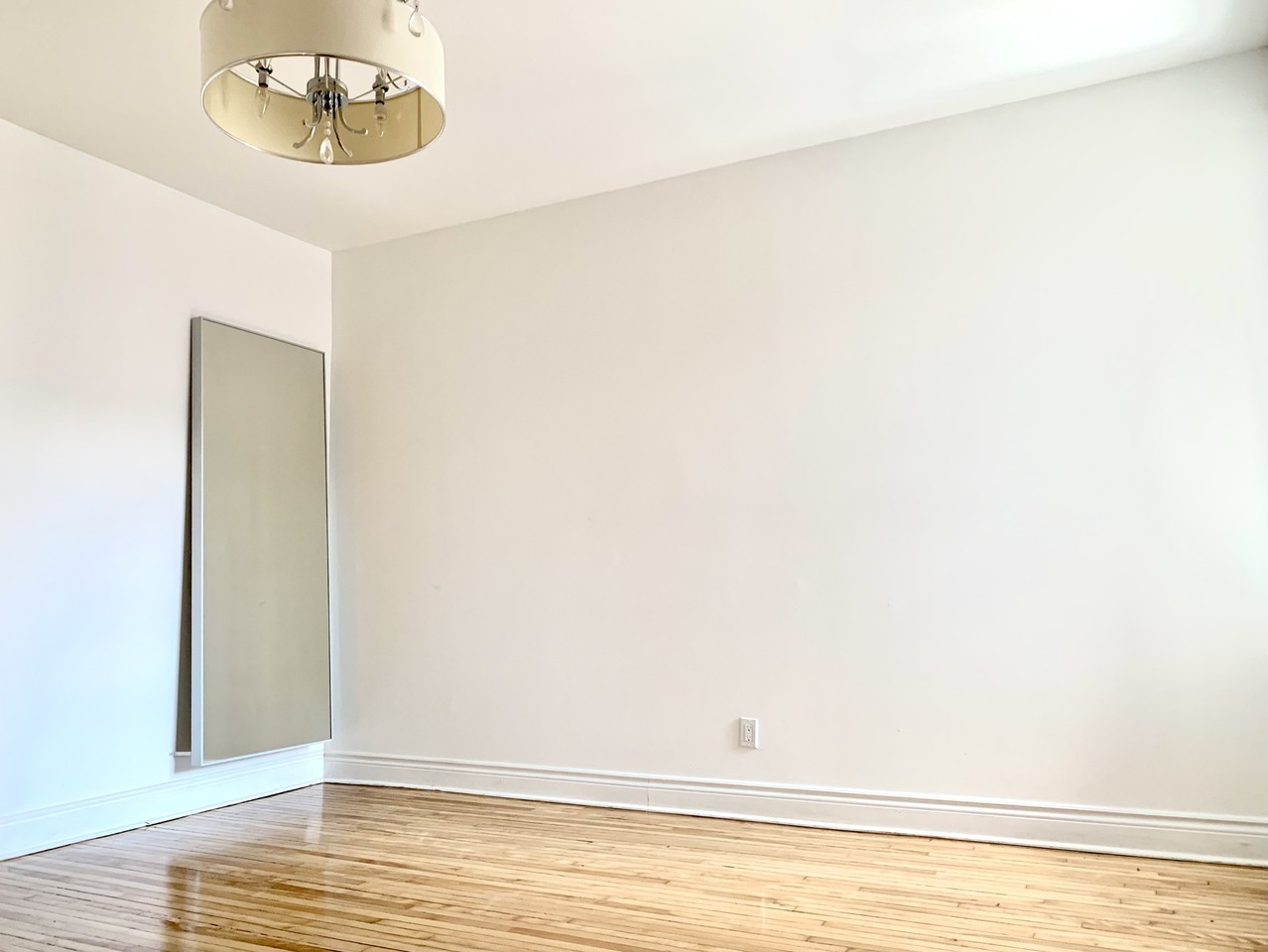 5970 Avenue de Monkland - Photo 3 of 11
