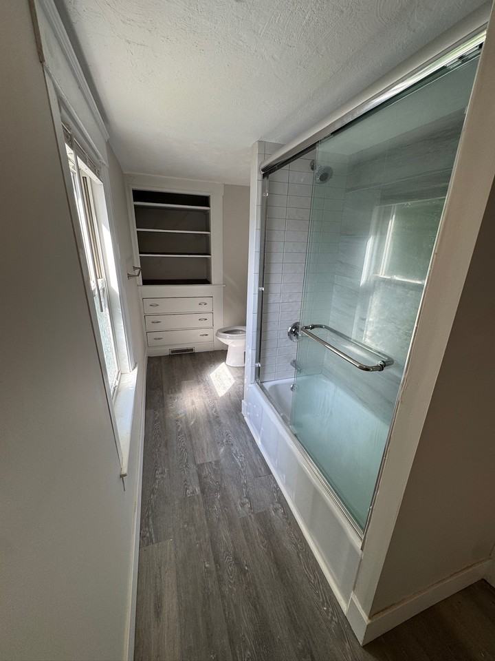 514 Amherst St #2 - Photo 7 of 15