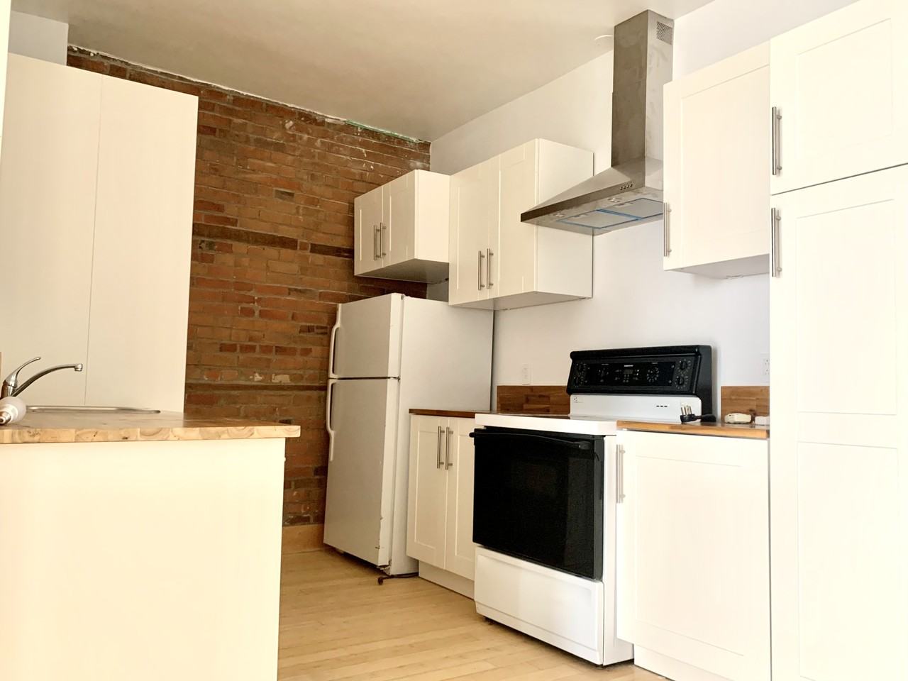 1047 Mont-Royal East 2F - Photo 6 of 8