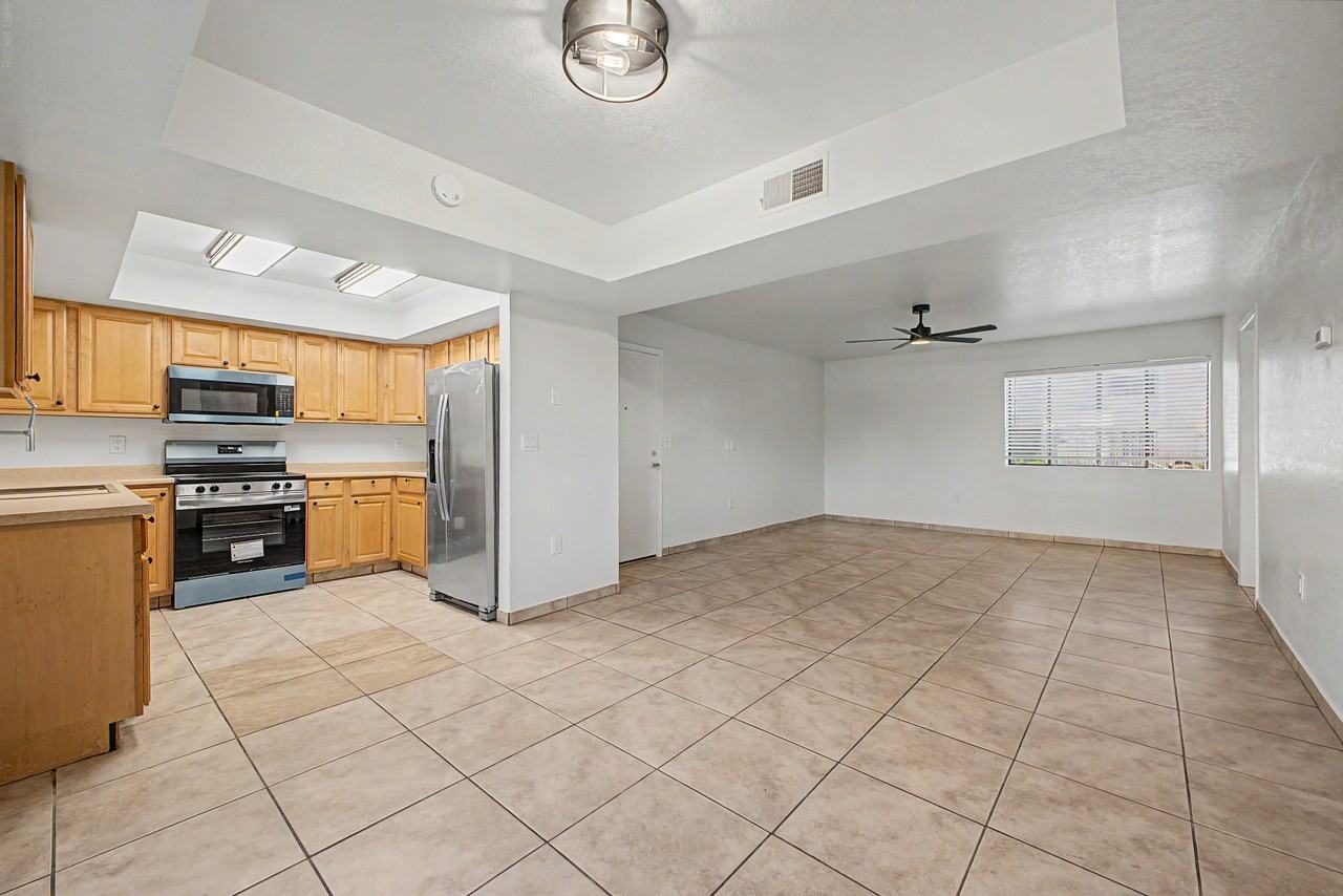 16624 E Palisades Blvd #102 - Photo 6 of 27