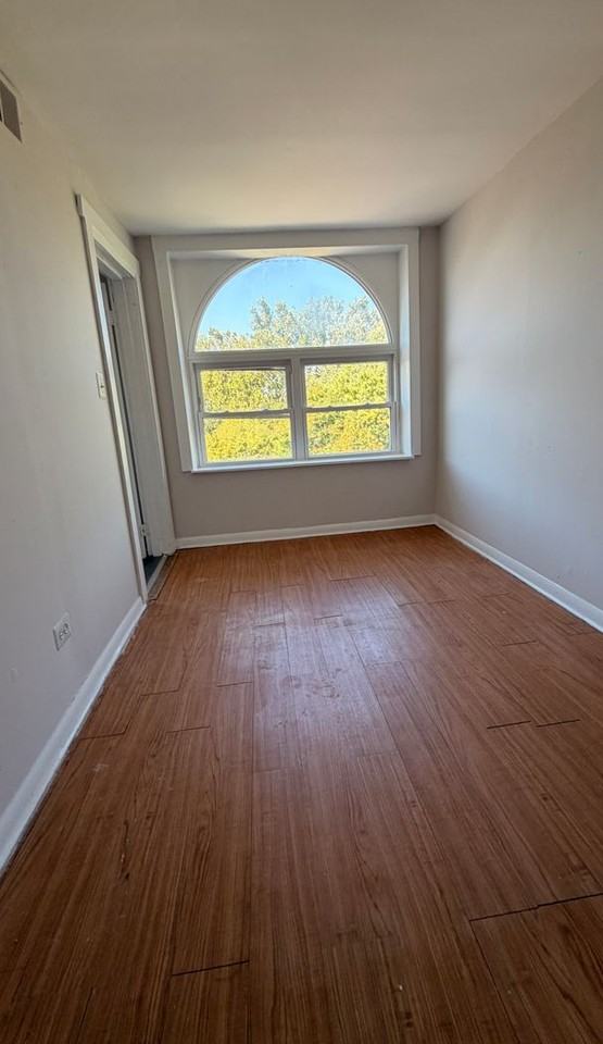 1631 S. California Ave - Photo 6 of 34
