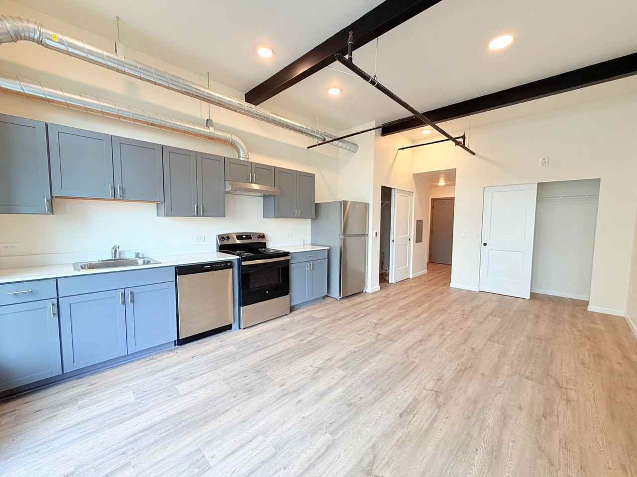 The Malt House Apartment Homes - Photo 7 of 34
