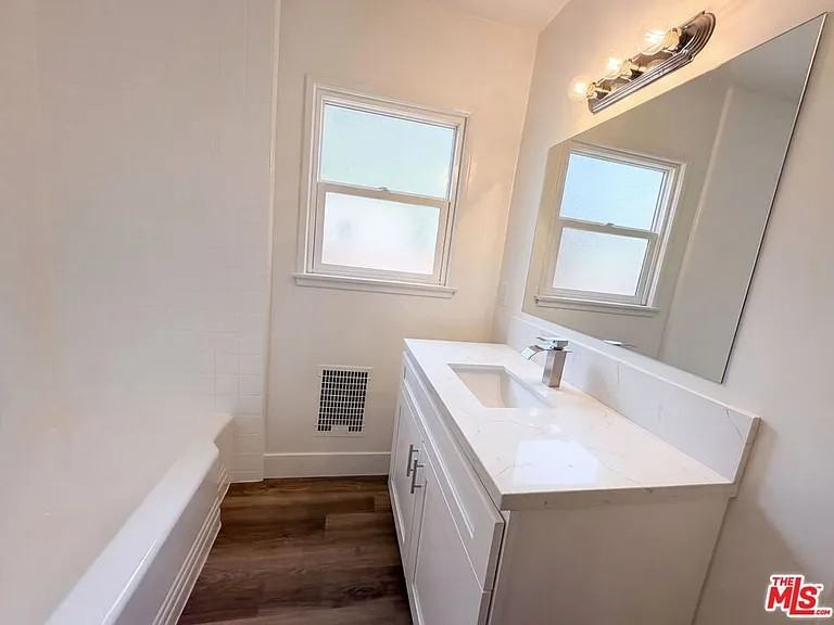 8015 Aldea Avenue - Photo 6 of 10