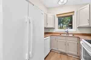 featured image of 226 Devonshire Dr