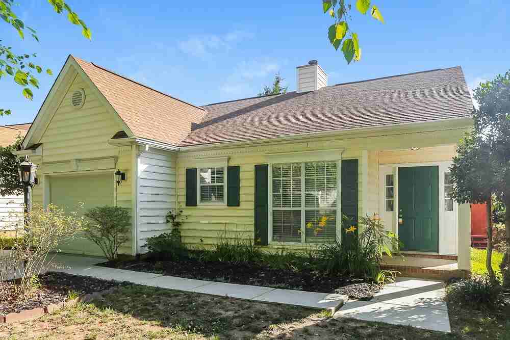 10424 Brawley Ln - Photo 4 of 16