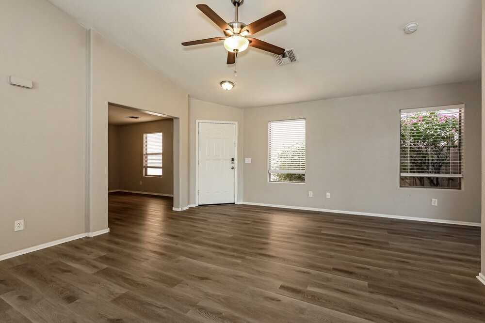 4127 E Mica Rd - Photo 4 of 16
