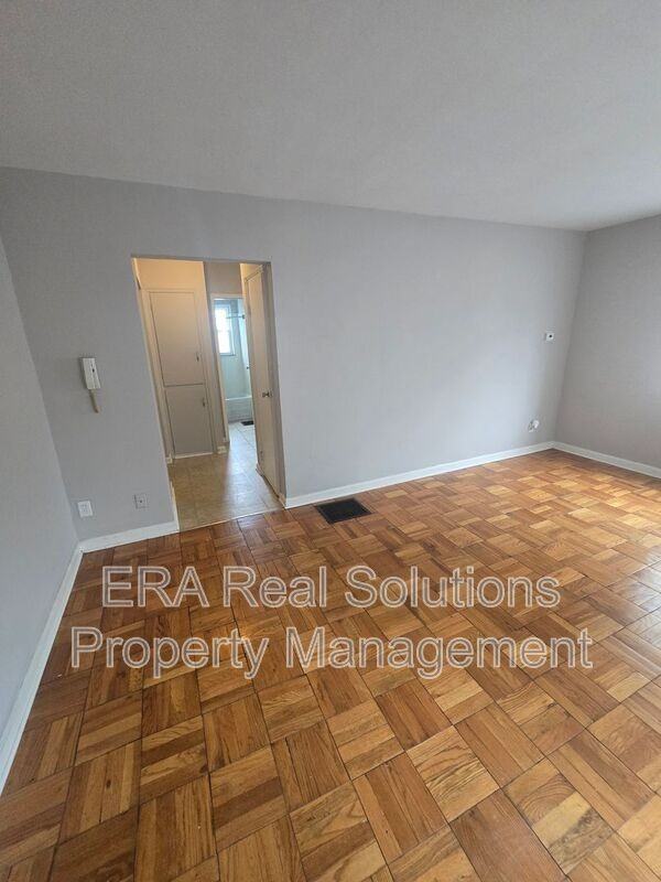 107 N Hampton Rd #A - Photo 5 of 16